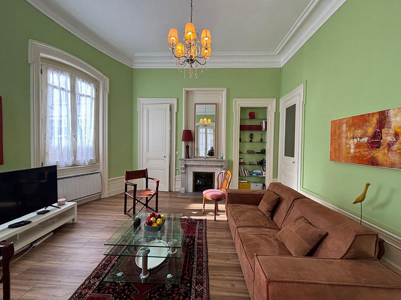 Appartement - 85 m² - 3 pièces