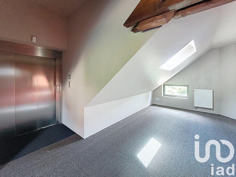 Maison - 204 m² - 7 pièces