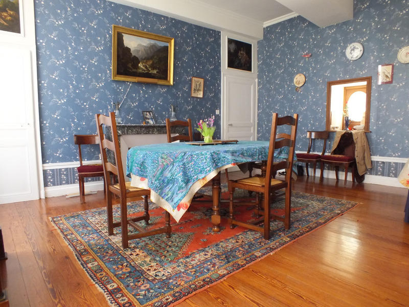 Propriété - 450 m² - 15 pièces