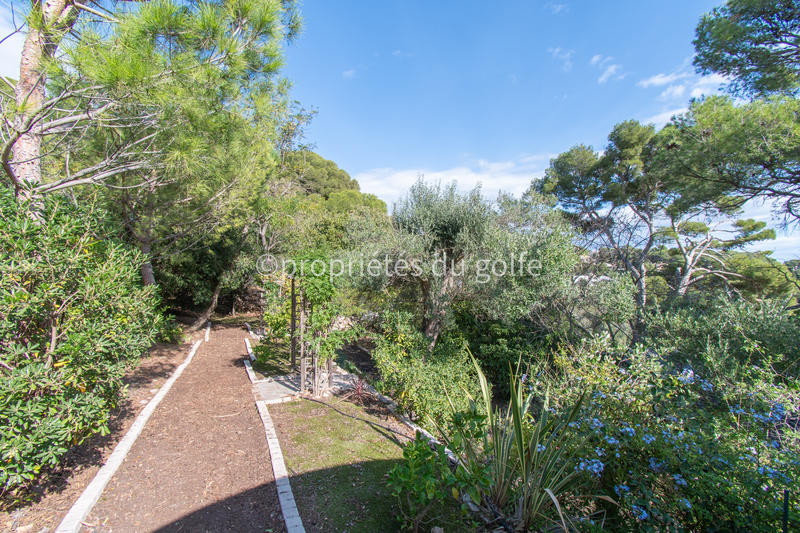 Maison - 184 m² - 4 pièces