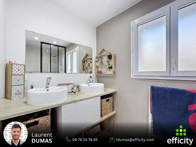 Maison - 147 m² - 5 pièces