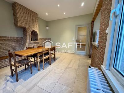 Maison - 229 m² - 9 pièces