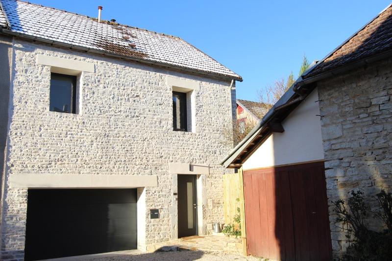 Maison en pierre - 110 m² - 6 pièces