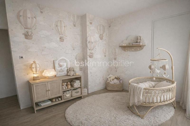 Appartement - 101 m² - 5 pièces