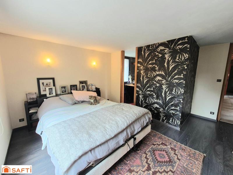 Maison - 189 m² - 9 pièces