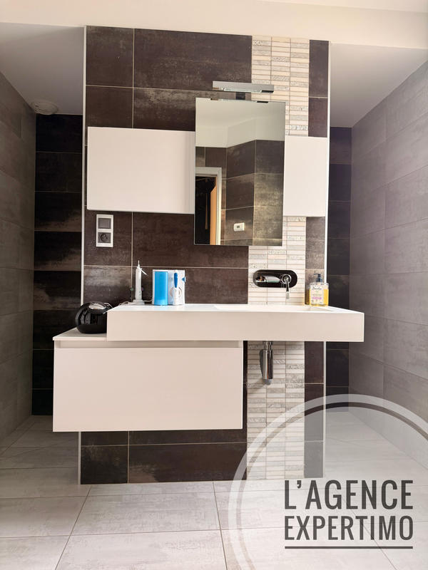 Maison - 168 m² - 5 pièces