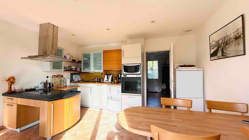 Maison traditionnelle - 156 m² - 6 pièces