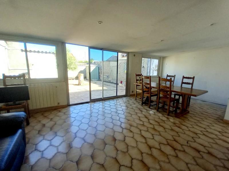 Maison - 140 m² - 6 pièces