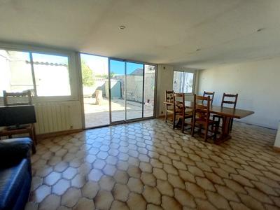 Maison - 140 m² - 6 pièces