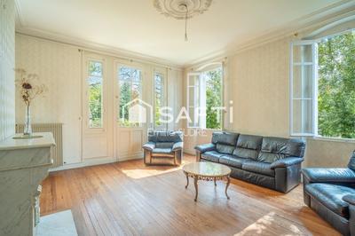 Maison de maîtres - 245 m² - 6 pièces