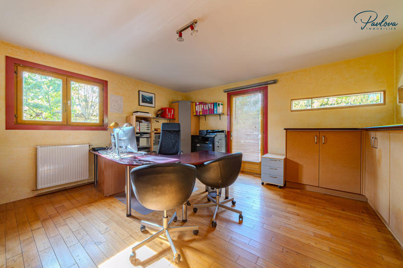 Maison - 171 m² - 7 pièces