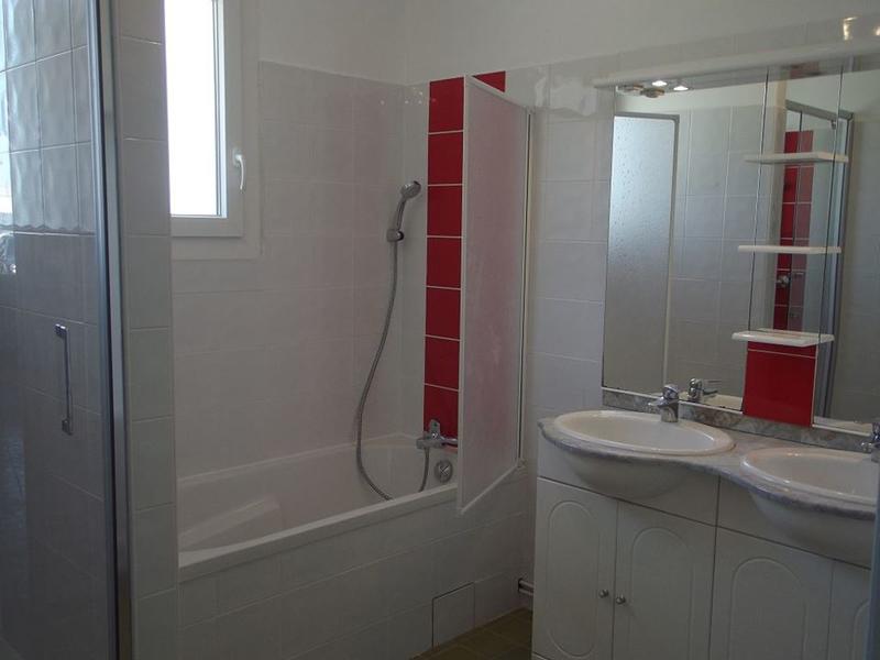 Maison traditionnelle - 102 m² - 5 pièces