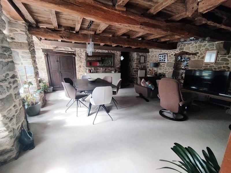 Maison - 152 m² - 6 pièces