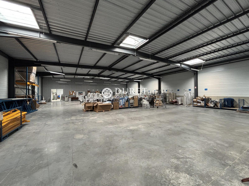 Local d'activités - 1 000 m²