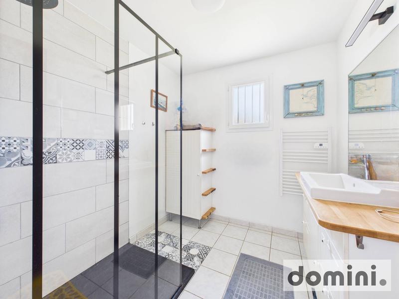 Maison - 96 m² - 5 pièces