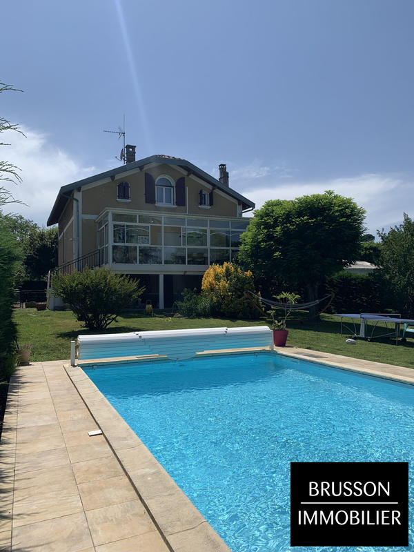 Villa - 192 m² - 5 pièces