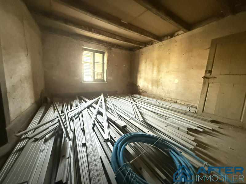 Maison ancienne - 200 m² - 2 pièces