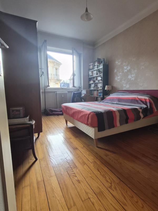 Appartement - 96 m² - 3 pièces