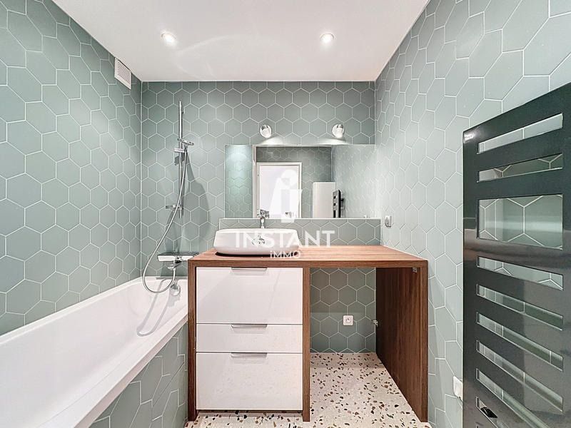 Appartement - 90 m² - 5 pièces