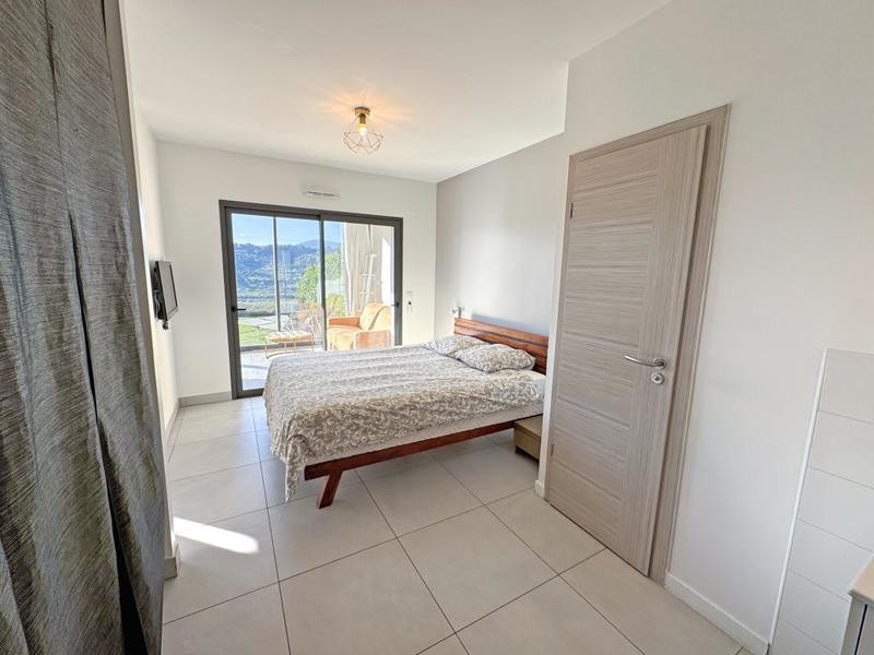 Appartement - 88 m² - 3 pièces