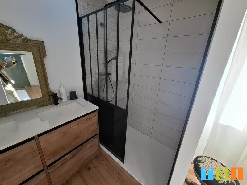 Maison - 263 m² - 8 pièces