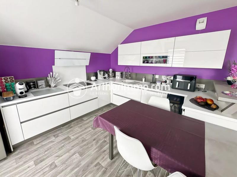 Appartement - 77 m² - 4 pièces