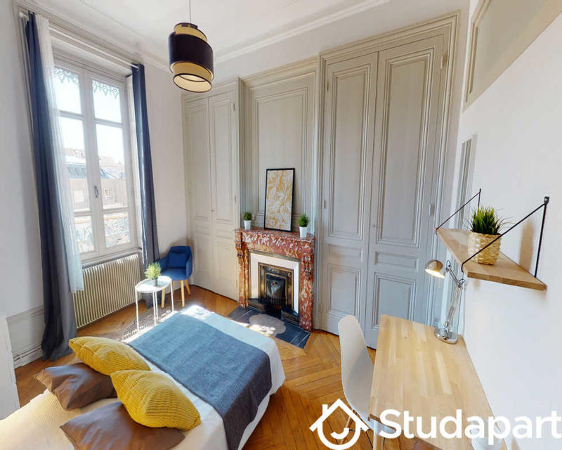 Chambre - 80 m² - 1 pièce