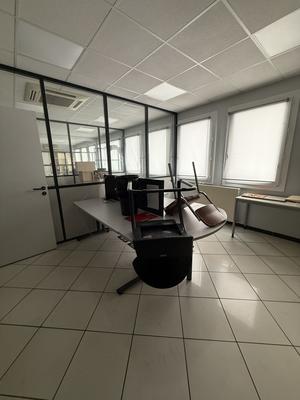 Bureau - 250 m²