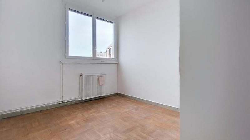 Appartement - 84 m² - 4 pièces