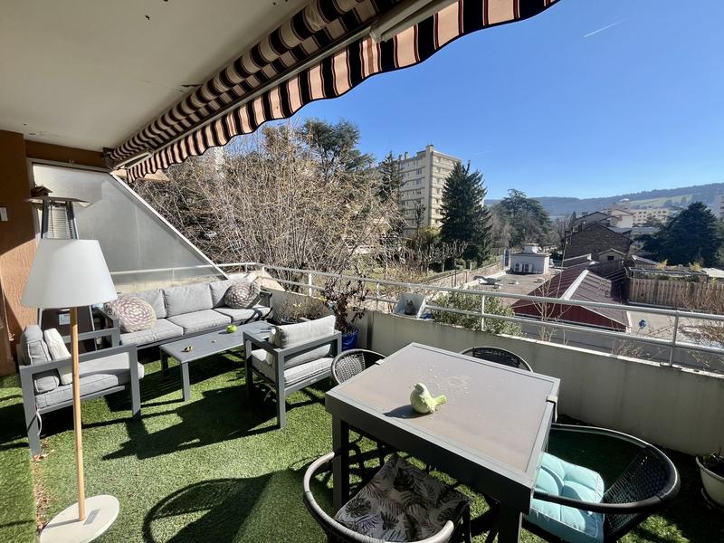 Appartement - 85 m² - 3 pièces