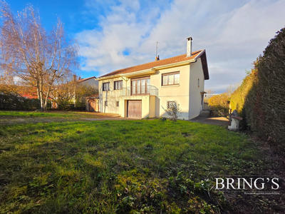 Maison - 102 m² - 5 pièces