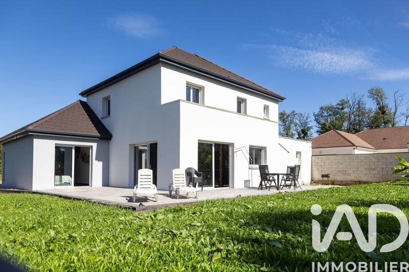 Maison - 150 m² - 4 pièces