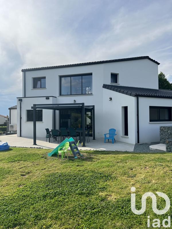 Maison - 125 m² - 6 pièces