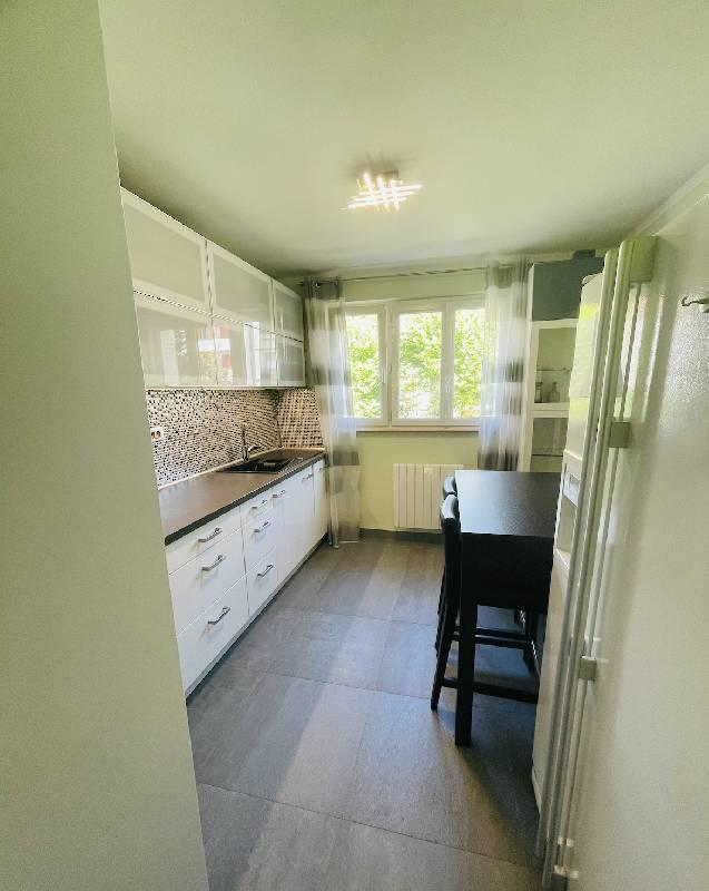 Appartement - 77 m² - 3 pièces