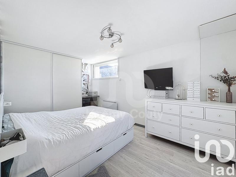 Maison - 98 m² - 5 pièces