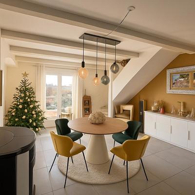 Maison - 195 m² - 7 pièces