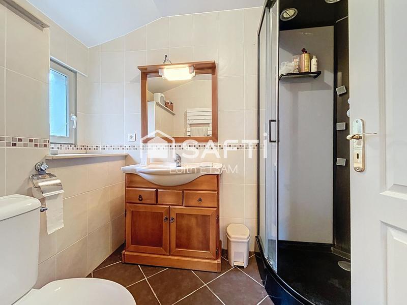 Maison - 239 m² - 11 pièces