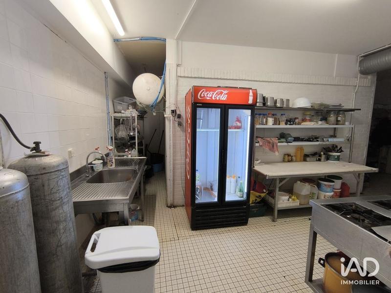 Local commercial - 210 m²