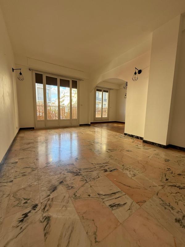 Appartement - 63 m² - 2 pièces