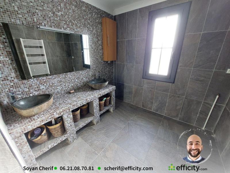 Maison - 168 m² - 7 pièces