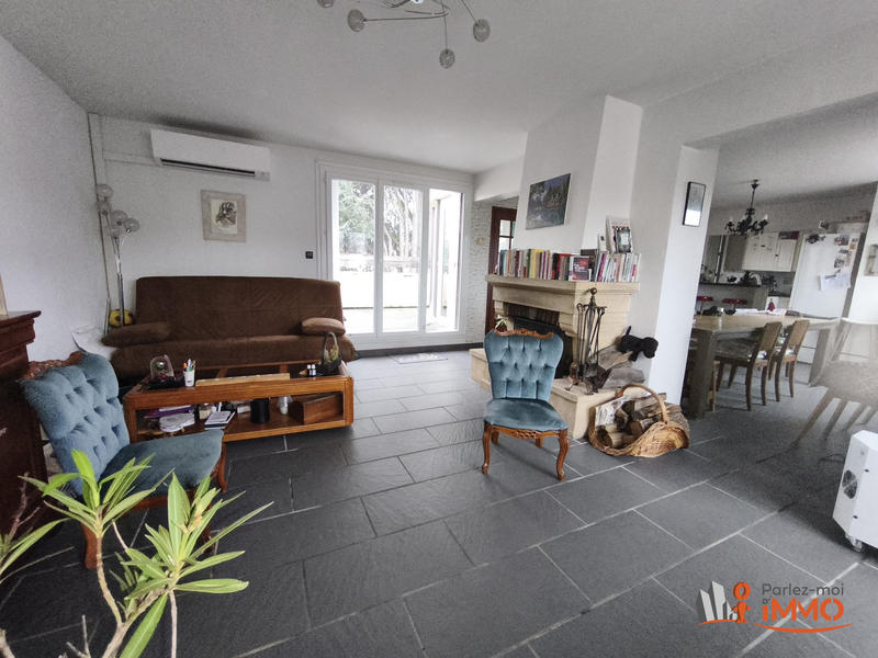 Appartement - 153 m² - 6 pièces