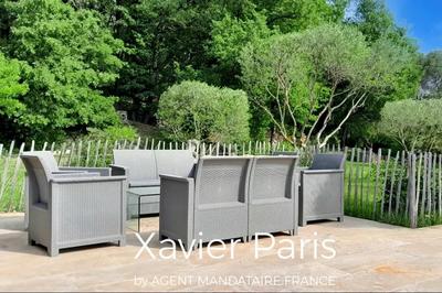 Maison - 228 m² - 7 pièces