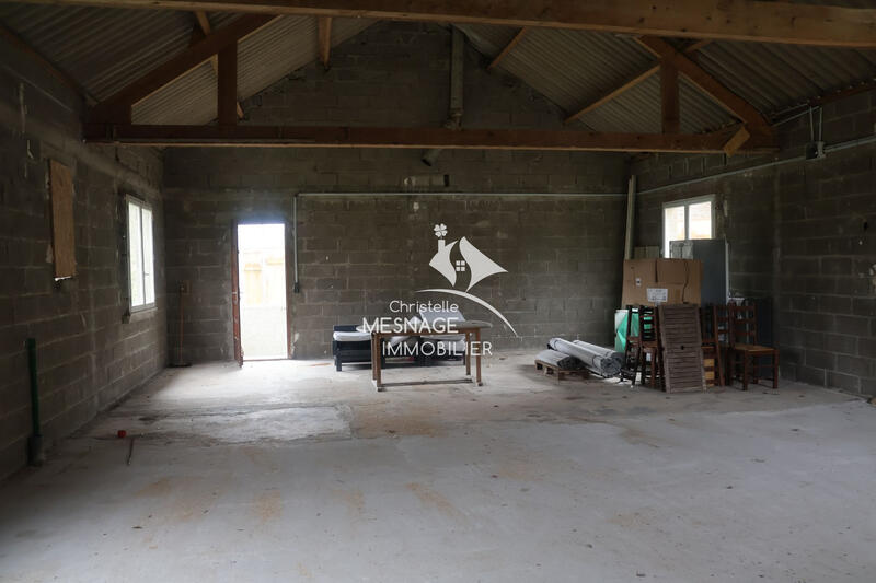 Parking / Garage - 100 m²