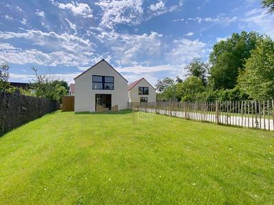 Maison - 113 m² - 6 pièces