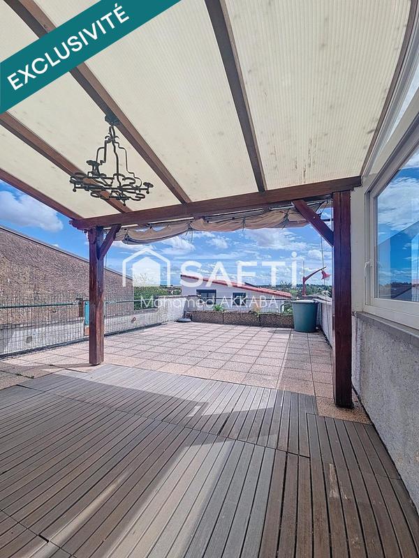 Maison - 212 m² - 6 pièces