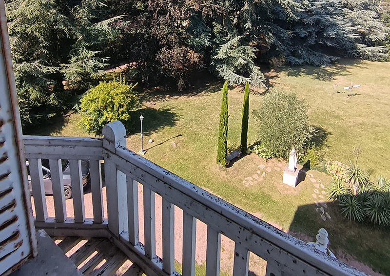 Maison - 308 m² - 12 pièces