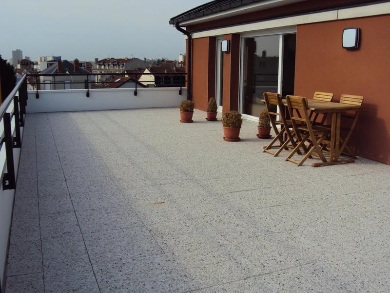 Appartement - 60 m² - 2 pièces