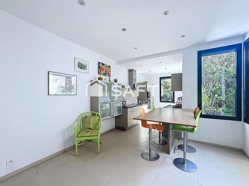 Villa - 346 m² - 9 pièces