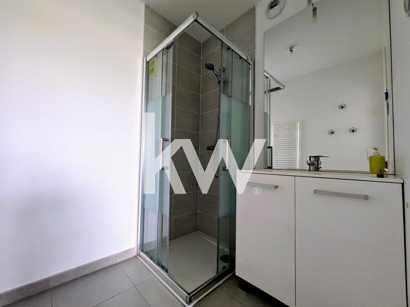 Appartement - 100 m² - 4 pièces