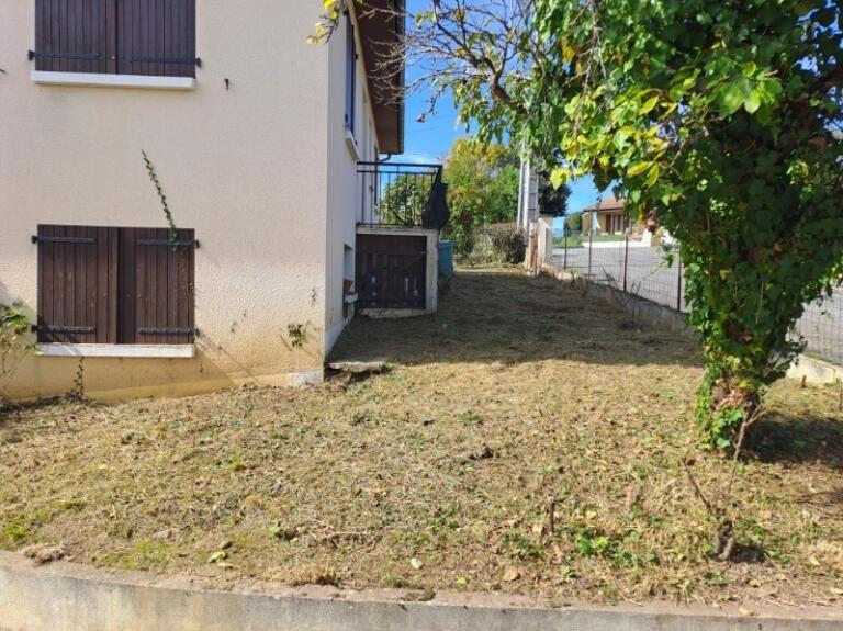 Villa - 90 m² - 5 pièces